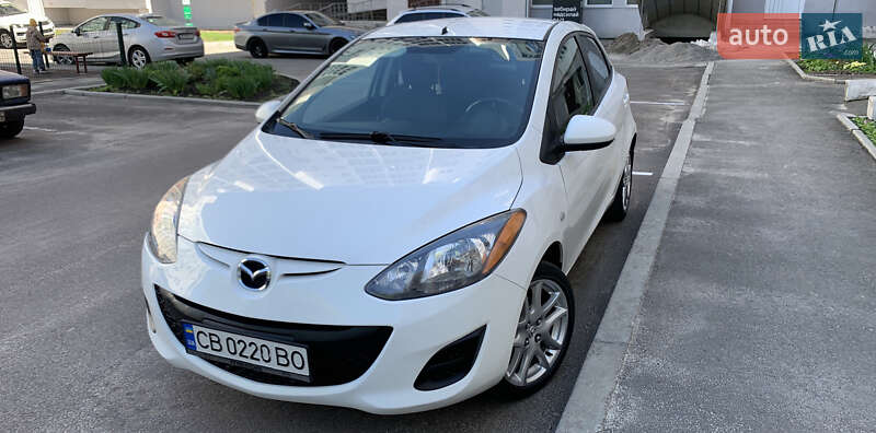 Хэтчбек Mazda 2 2014 в Чернигове