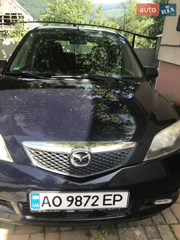 Mazda 2 2004