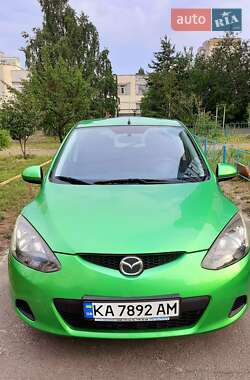 Хэтчбек Mazda 2 2008 в Киеве