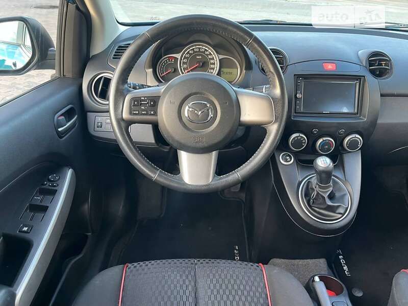 Хэтчбек Mazda 2 2011 в Ровно фото 25 Хэтчбек Mazda 2 2011 в Ровно