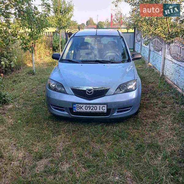 Хетчбек Mazda 2 2006 в Рівному