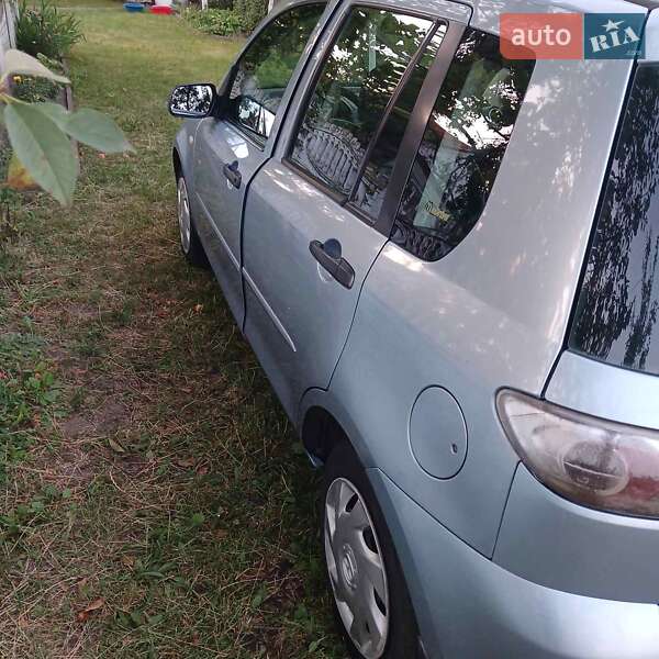 Хетчбек Mazda 2 2006 в Рівному