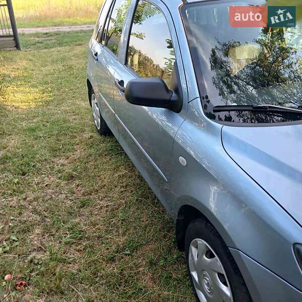 Хетчбек Mazda 2 2006 в Рівному