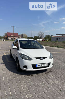 Седан Mazda 2 2008 в Хмельницькому