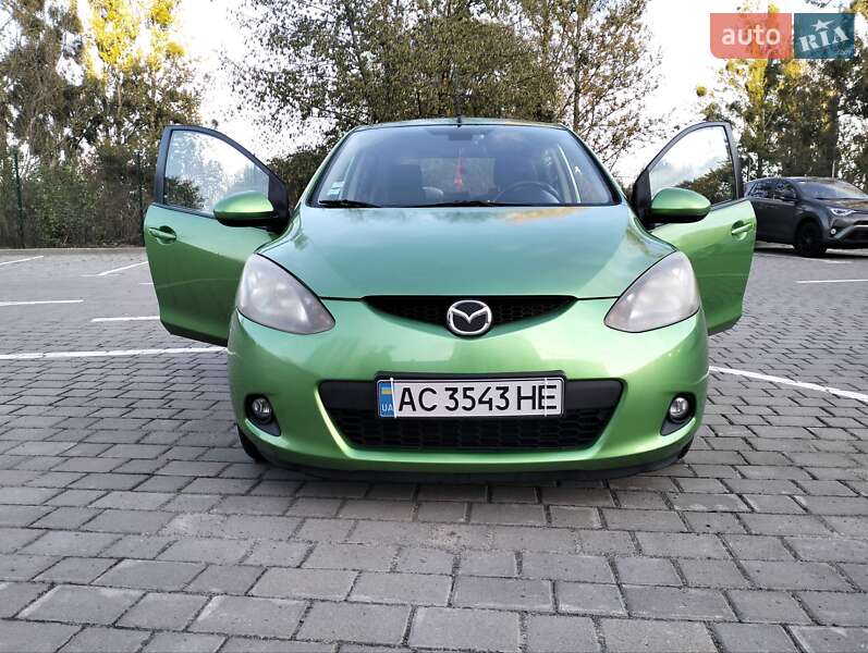 Хетчбек Mazda 2 2008 в Луцьку