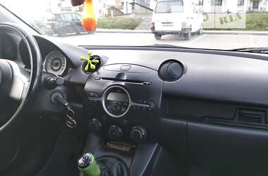 Хетчбек Mazda 2 2008 в Луцьку