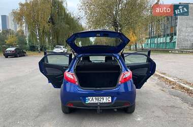 Хэтчбек Mazda 2 2009 в Киеве