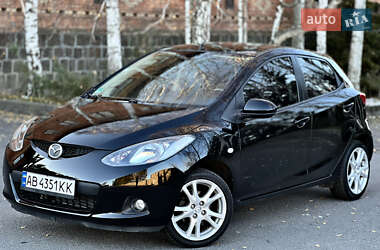 Хэтчбек Mazda 2 2007 в Виннице