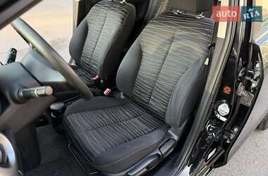 Хэтчбек Mazda 2 2008 в Днепре