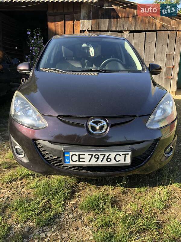 Mazda 2 2010