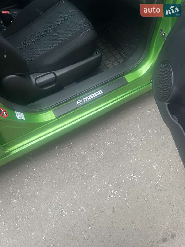 Хэтчбек Mazda 2 2009 в Белой Церкви
