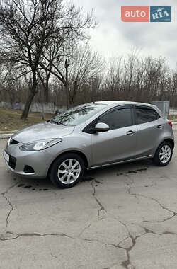 Хэтчбек Mazda 2 2008 в Днепре