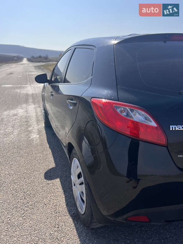 Хэтчбек Mazda 2 2007 в Бережанах