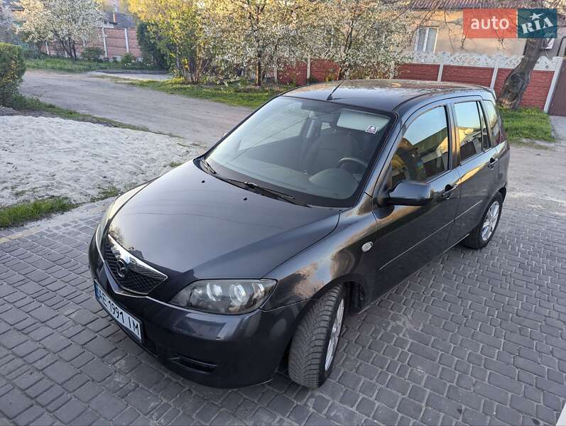 Хетчбек Mazda 2 2007 в Кам'янському
