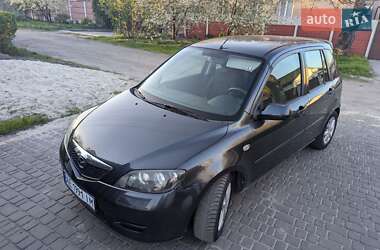 Хэтчбек Mazda 2 2007 в 
