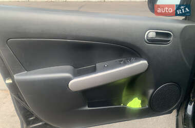 Хэтчбек Mazda 2 2008 в 