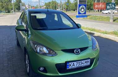 Хэтчбек Mazda 2 2008 в 