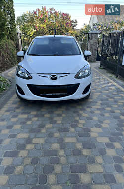 Mazda 2 2011 Mazda 2 2011