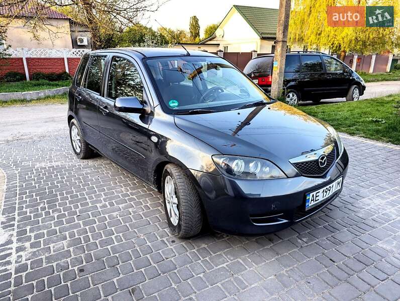 Mazda 2 2007