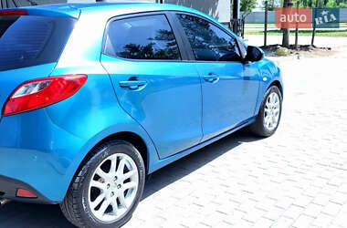 Mazda 2 2011 Mazda 2 2011