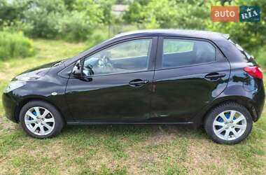 Хэтчбек Mazda 2 2008 в Киеве