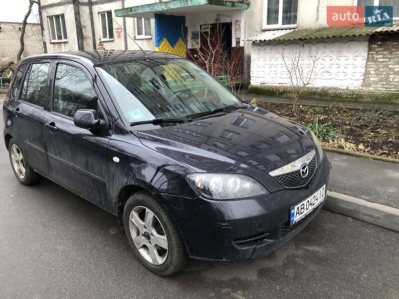 Хэтчбек Mazda 2 2006 в Виннице
