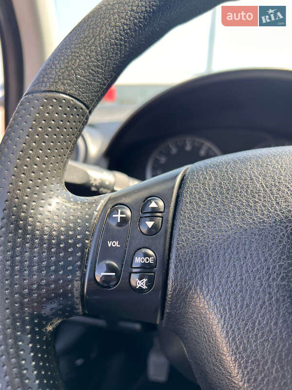 Хетчбек Mazda 2 2007 в Луцьку