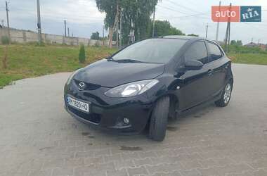 Хэтчбек Mazda 2 2008 в Коростене