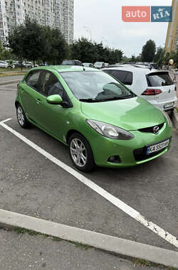 Хетчбек Mazda 2 2009 в 