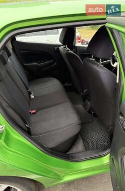 Хетчбек Mazda 2 2009 в 