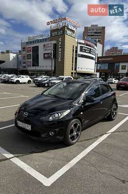 Хэтчбек Mazda 2 2008 в Киеве