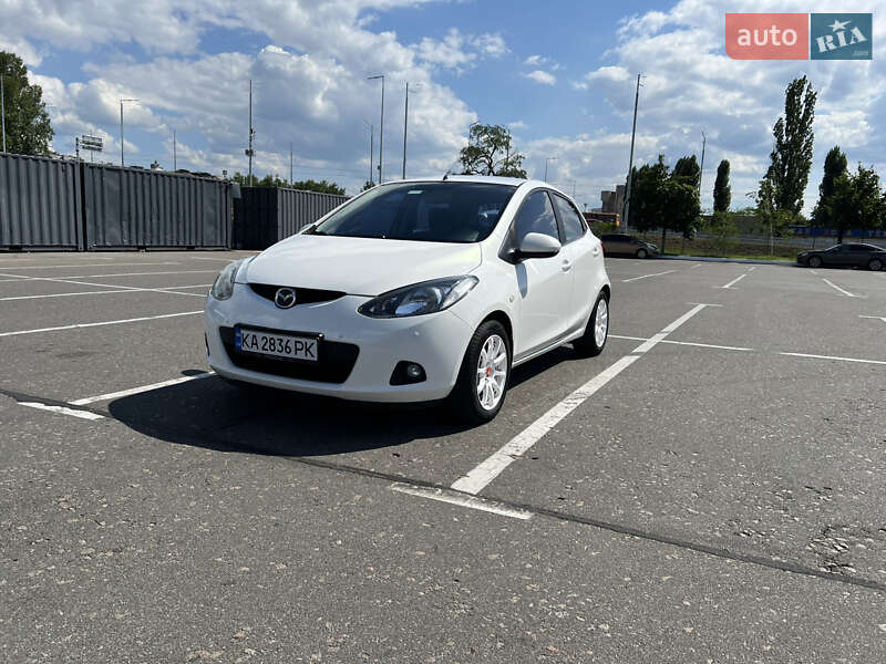 Mazda 2 2008
