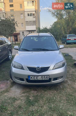 Хэтчбек Mazda 2 2004 в 