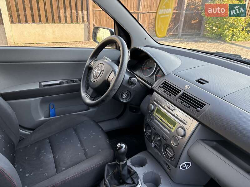 Хэтчбек Mazda 2 2004 в Житомире фото 12 Хэтчбек Mazda 2 2004 в Житомире