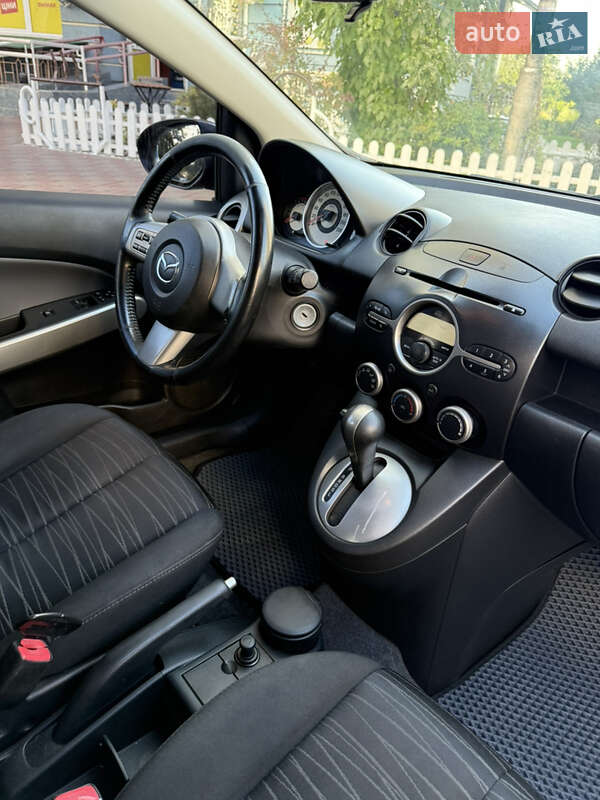 Хетчбек Mazda 2 2008 в Києві