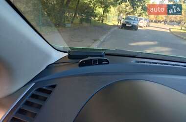 Хэтчбек Mazda 2 2008 в 