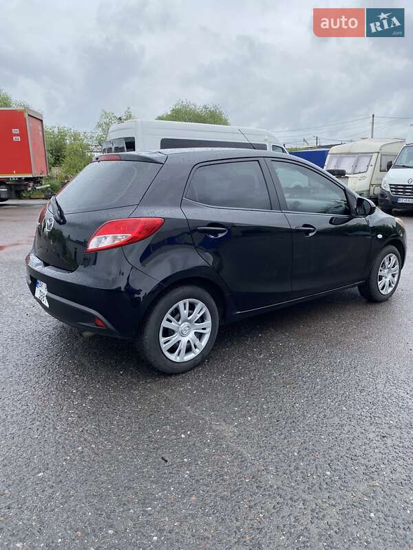Хетчбек Mazda 2 2011 в Рівному фото 3 Хетчбек Mazda 2 2011 в Рівному