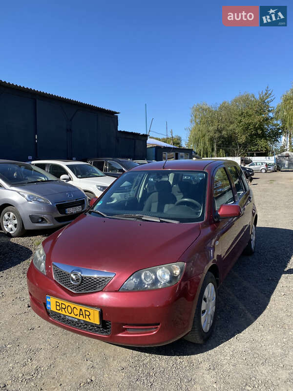 Хэтчбек Mazda 2 2007 в Луцке