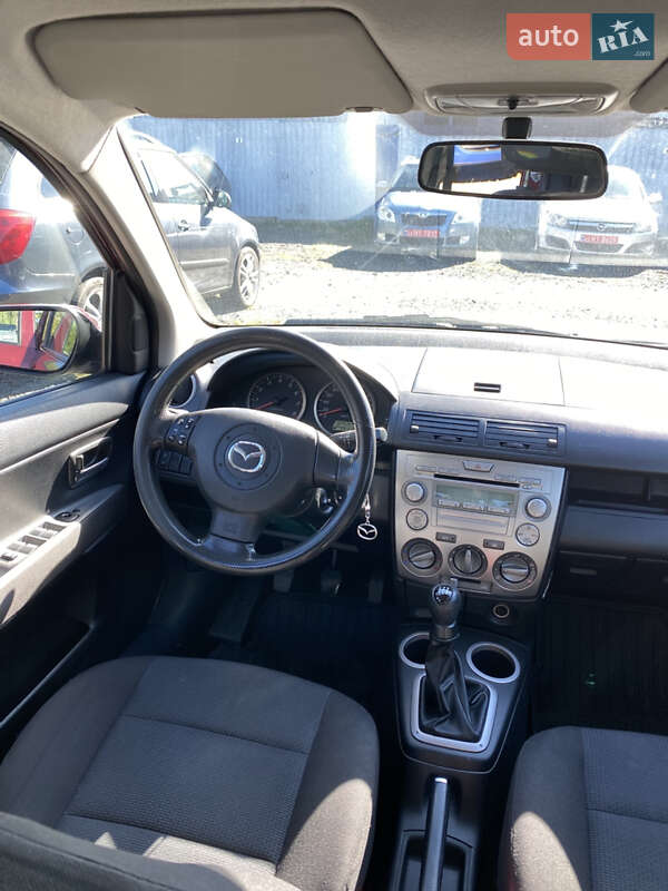 Хэтчбек Mazda 2 2007 в Луцке