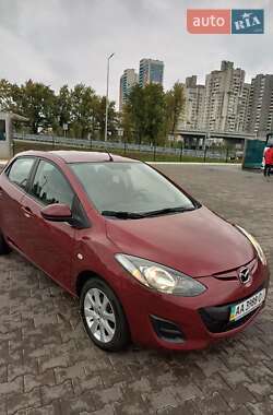 Хэтчбек Mazda 2 2014 в Киеве