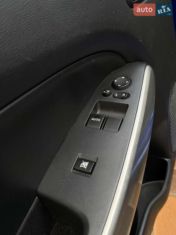 Хэтчбек Mazda 2 2008 в Измаиле фото 13 Хэтчбек Mazda 2 2008 в Измаиле