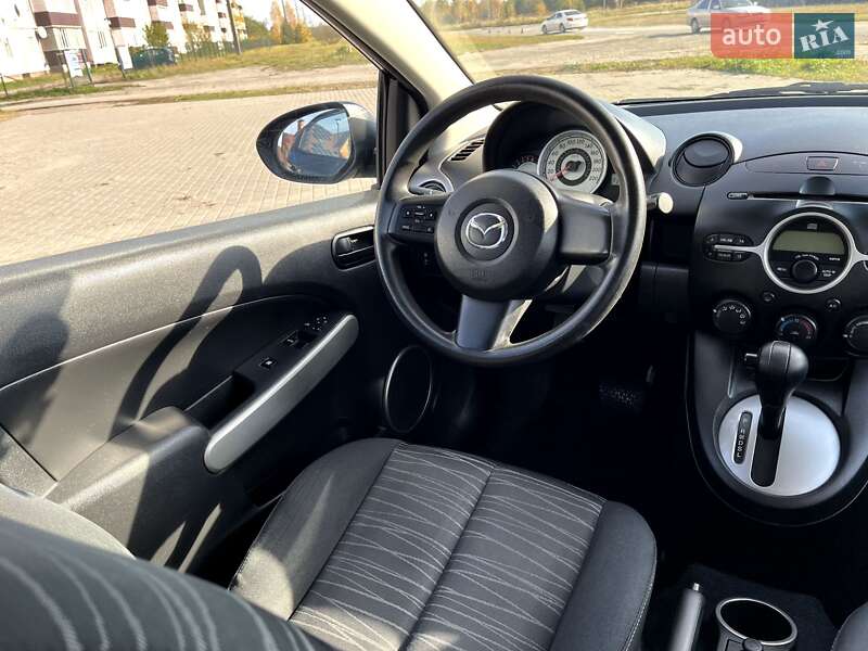 Хетчбек Mazda 2 2009 в Славуті фото 34 Хетчбек Mazda 2 2009 в Славуті