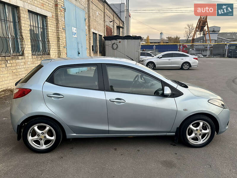 Хетчбек Mazda 2 2008 в Києві фото 6 Хетчбек Mazda 2 2008 в Києві