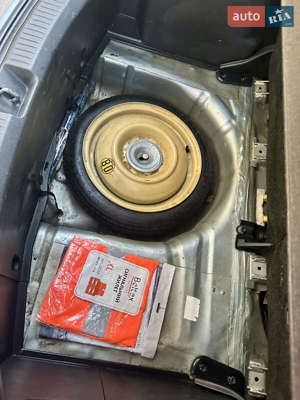 Хетчбек Mazda 2 2008 в Києві фото 14 Хетчбек Mazda 2 2008 в Києві