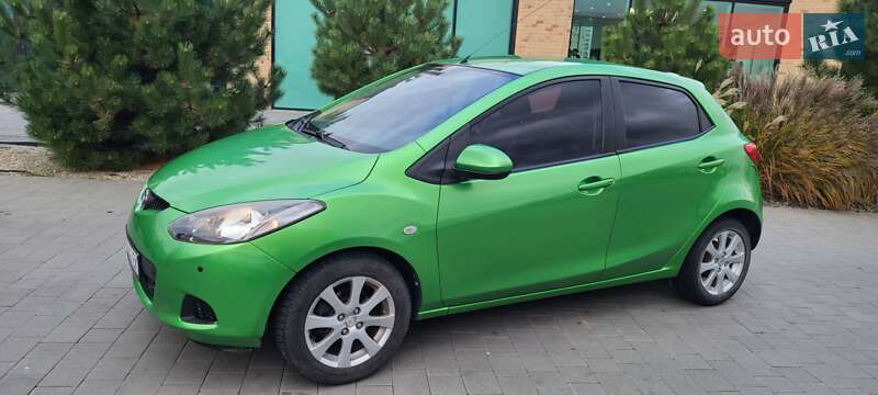 Хетчбек Mazda 2 2008 в Хмельницькому