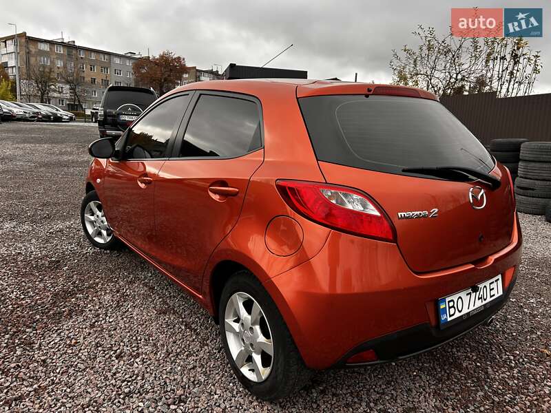Хэтчбек Mazda 2 2008 в Кременце