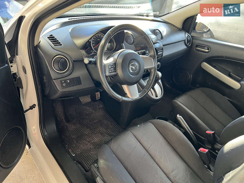 Хетчбек Mazda 2 2011 в Тернополі фото 10 Хетчбек Mazda 2 2011 в Тернополі