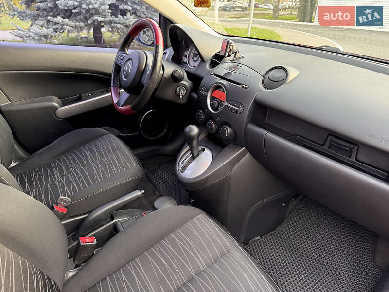 Хетчбек Mazda 2 2008 в Одесі