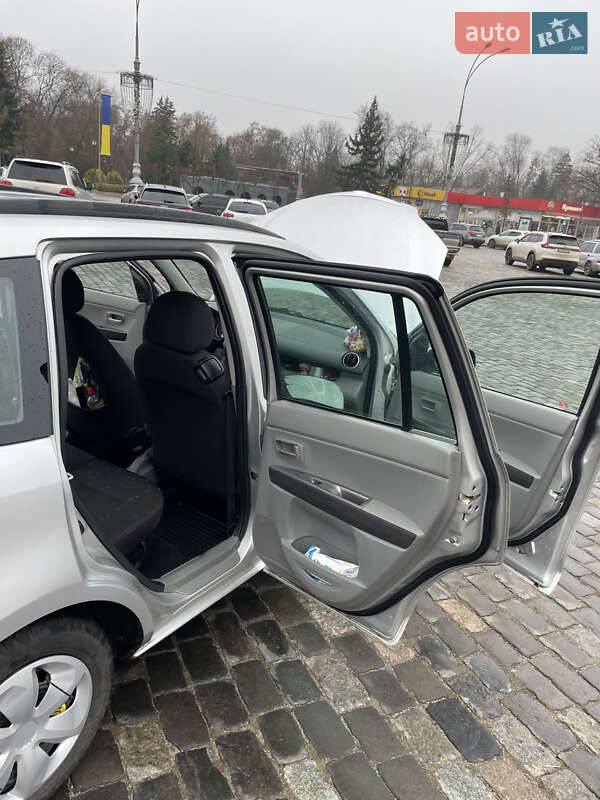 Хетчбек Mazda 2 2003 в Харкові