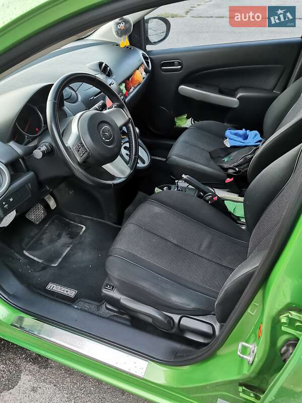 Хетчбек Mazda 2 2009 в Запоріжжі фото 9 Хетчбек Mazda 2 2009 в Запоріжжі